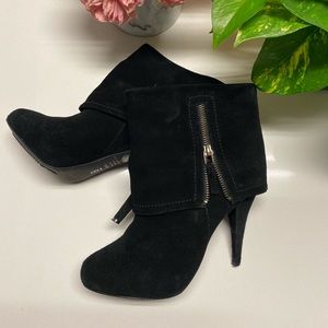 Baker Cuff Heals size 7